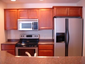 703 Prairie View Rd, Unit 3 in Mahomet, IL - Foto de edificio - Building Photo