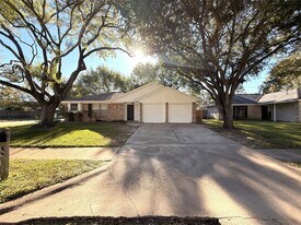 1003 Valley Ranch Dr in Katy, TX - Building Photo