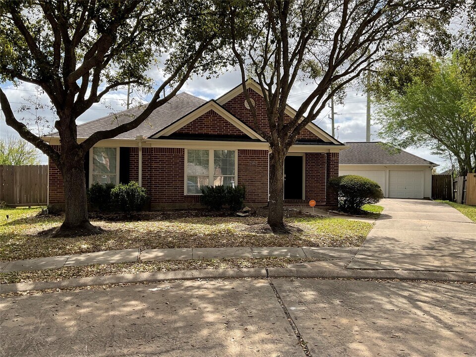 21903 Grand Brook Ln in Richmond, TX - Building Photo