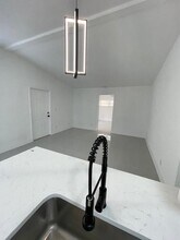 1517 NW 19th Ave in Fort Lauderdale, FL - Building Photo - Building Photo