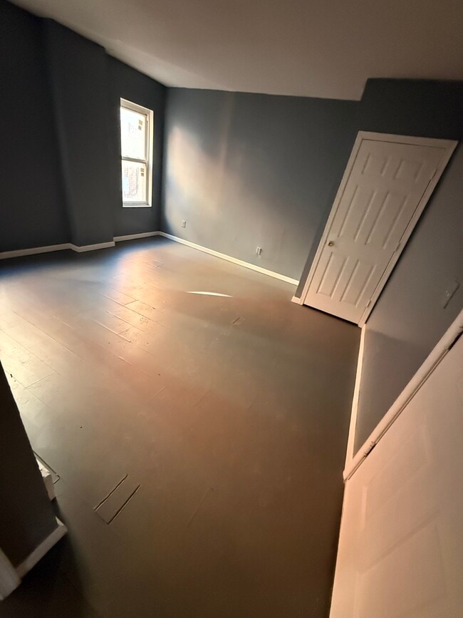 43 Bedford St, Unit B in Hartford, CT - Foto de edificio - Building Photo