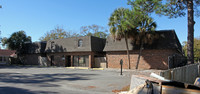 Palm Oaks Townhomes in Pascagoula, MS - Building Photo - Building Photo