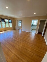 626-628 Midvale Ave in Los Angeles, CA - Foto de edificio - Building Photo