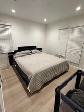 1428 S Sherbourne Dr in Los Angeles, CA - Building Photo - Building Photo