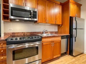 1430 Chicago Ave, Unit 5W in Evanston, IL - Building Photo - Building Photo