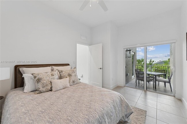 355 NW 30th Ave in Pompano Beach, FL - Building Photo - Building Photo