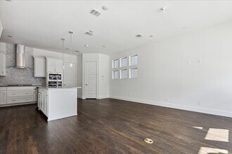 8040 Ingram Dr in Plano, TX - Building Photo - Building Photo