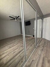 1547 S Owens St in Lakewood, CO - Building Photo - Building Photo