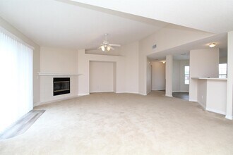 643 Downhaul Dr in Pensacola, FL - Building Photo - Building Photo