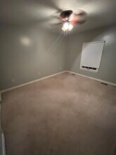 548 Quince Ct in La Plata, MD - Foto de edificio - Building Photo