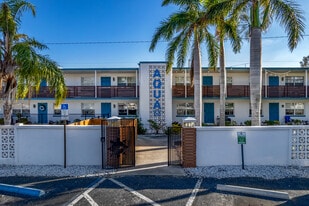 Aqua 550 in St. Petersburg, FL - Building Photo