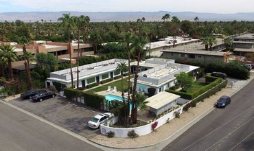 700 S Riverside Dr in Palm Springs, CA - Building Photo - Building Photo