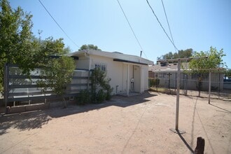 4955 E 1st St in Tucson, AZ - Building Photo - Building Photo