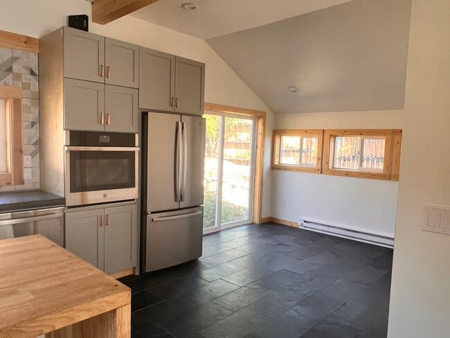 333 Cedar Ave in Crawford, CO - Building Photo - Building Photo