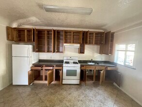 35 E 8th St, Unit #A in Tracy, CA - Building Photo - Building Photo