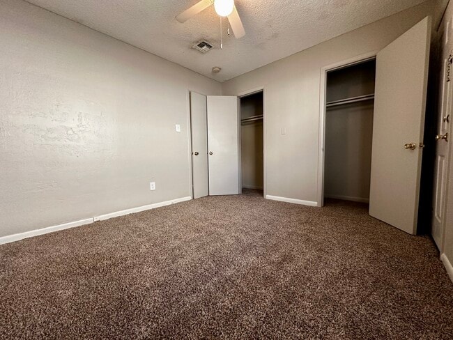 Paragon Apartments in Lawton, OK - Building Photo - Building Photo