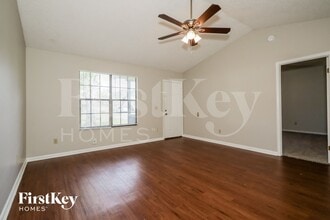 2244 Felucca Dr in Middleburg, FL - Building Photo - Building Photo