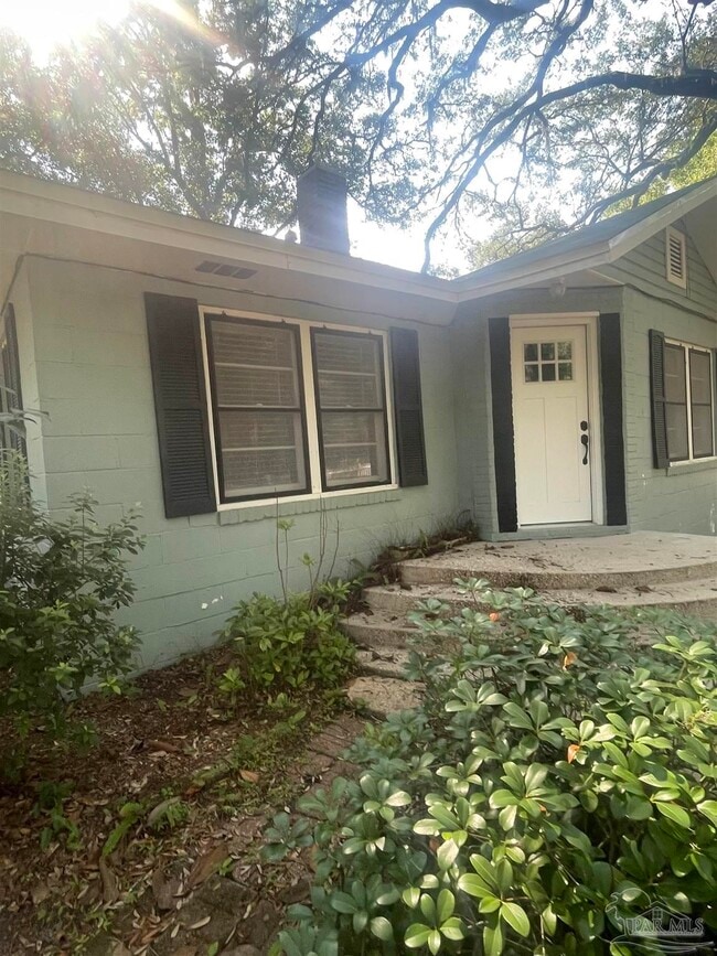 4425 Garcon Point Rd in Milton, FL - Building Photo - Building Photo