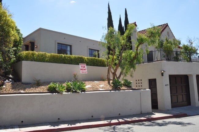 property at 4271 Aloha Pl