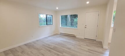 8805 1/2 244th St SW in Edmonds, WA - Building Photo - Building Photo