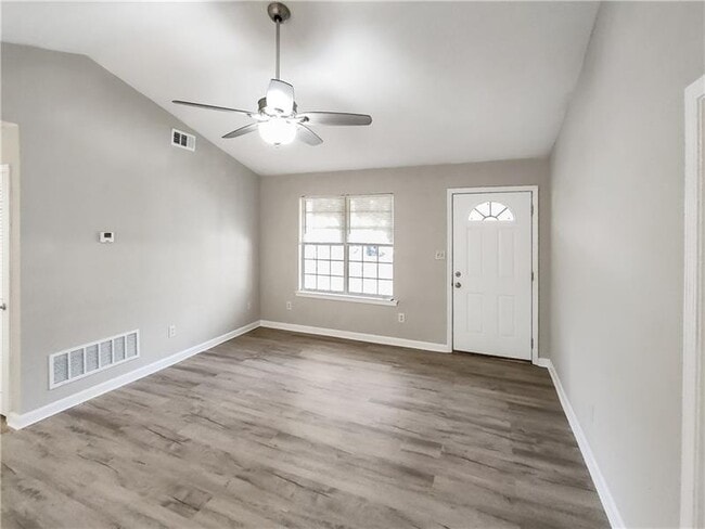 220 Peach Forest Pl in Douglasville, GA - Building Photo - Building Photo