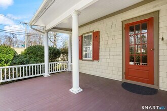 410 Wilton Rd W in Ridgefield, CT - Building Photo - Building Photo