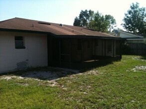 101 Anthony Dr in Sanford, FL - Building Photo - Building Photo