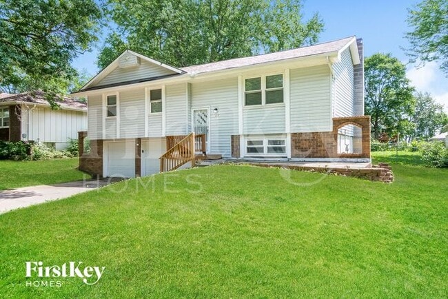 117 Baker St in Buckner, MO - Building Photo - Building Photo