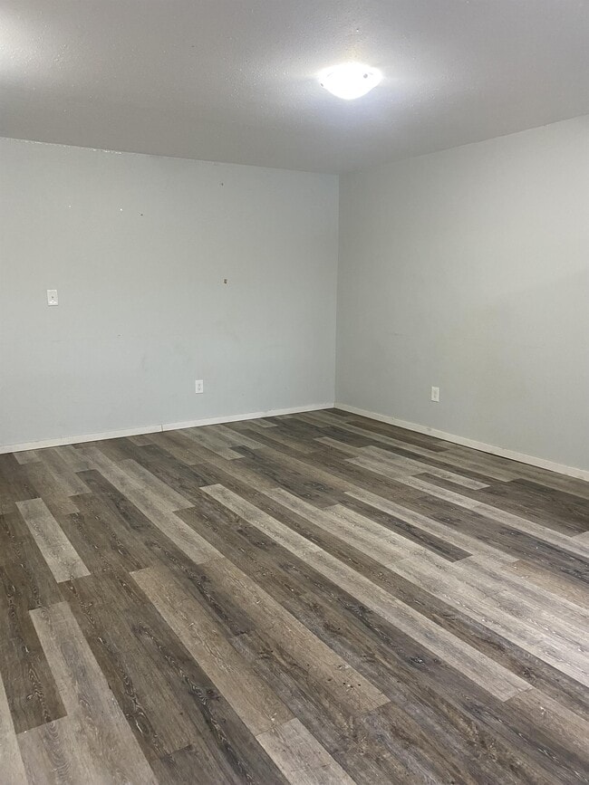 2990 10th Ave in Prince George, BC - Building Photo - Building Photo