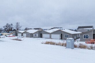 1715 N Selkirk Rd in Spokane Valley, WA - Building Photo - Building Photo