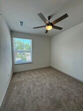 1300 Southeast Pkwy in Azle, TX - Building Photo - Building Photo