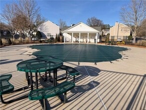 940 Prestwyck Ct in Alpharetta, GA - Building Photo - Building Photo