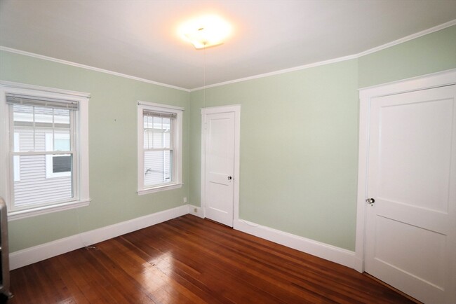 53 Matchett St, Unit #1 in Boston, MA - Building Photo - Building Photo