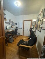 3 Nira Ave in Boston, MA - Building Photo