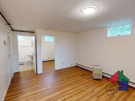 68 Upper Hollow Rd in Stowe, VT - Building Photo