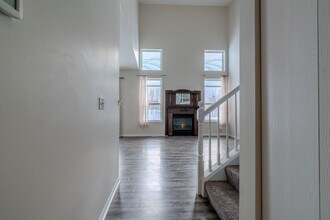 1033 Key Largo Dr in Romeoville, IL - Building Photo - Building Photo