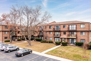 Kensington Commons in Mount Prospect, IL - Building Photo