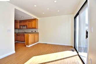 39 Gazania Ter in Fremont, CA - Building Photo - Building Photo