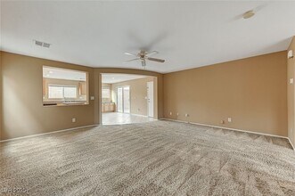 83 Lockheed Ave in Las Vegas, NV - Building Photo - Building Photo