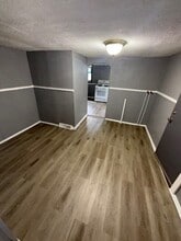 321 Vincent Ave in Rockford, IL - Building Photo - Building Photo