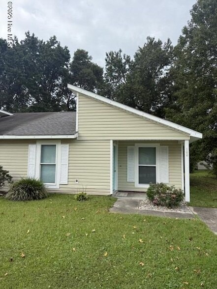 property at 100 Twin Wood Dr