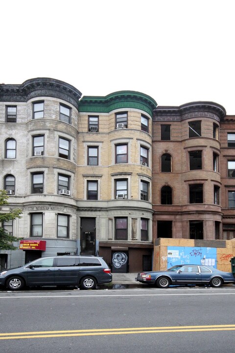 763 Saint Nicholas Ave in New York, NY - Building Photo