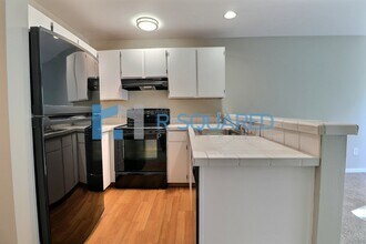 3910 Whitman Ave N in Seattle, WA - Building Photo - Building Photo