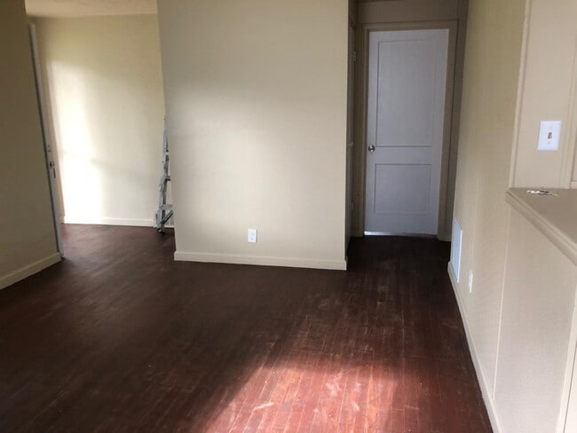 1133 Bryan St in South Bend, IN - Building Photo - Building Photo