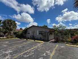 5720 NW 15th St in Lauderhill, FL - Building Photo