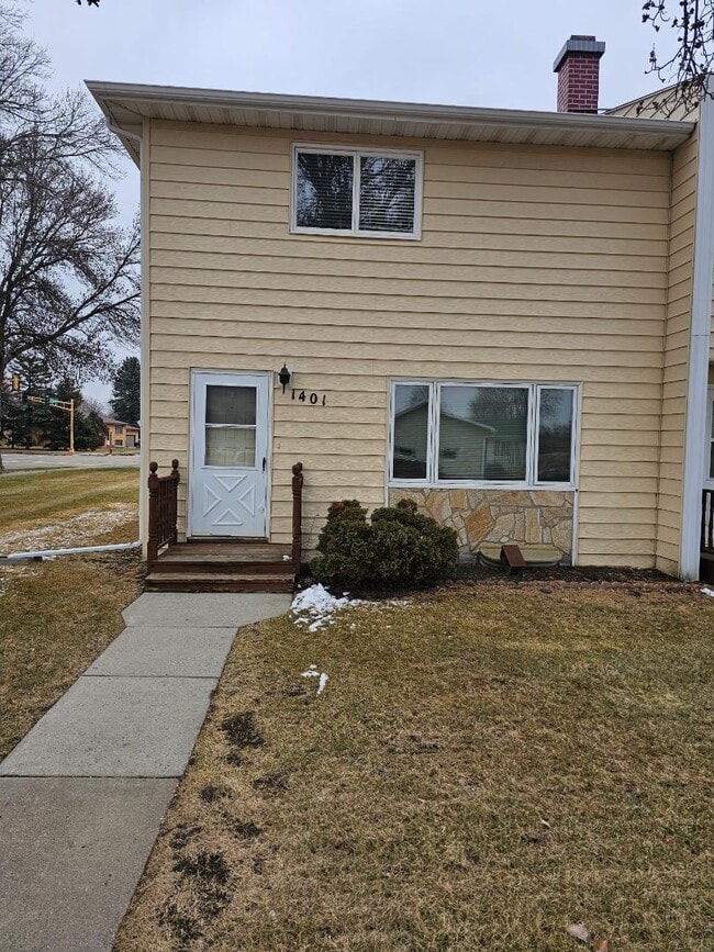 property at 1401 Eastwood St