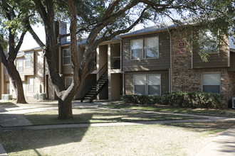 Horizon East Apartments in Dallas, TX - Building Photo - Building Photo