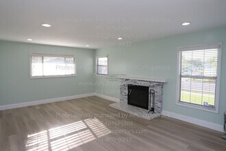 7164 Santa Teresa Cir in Buena Park, CA - Building Photo - Building Photo