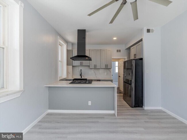 1108 Locust St in Philadelphia, PA - Building Photo - Building Photo