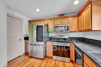 5971 Rainier Ave S in Seattle, WA - Building Photo - Building Photo